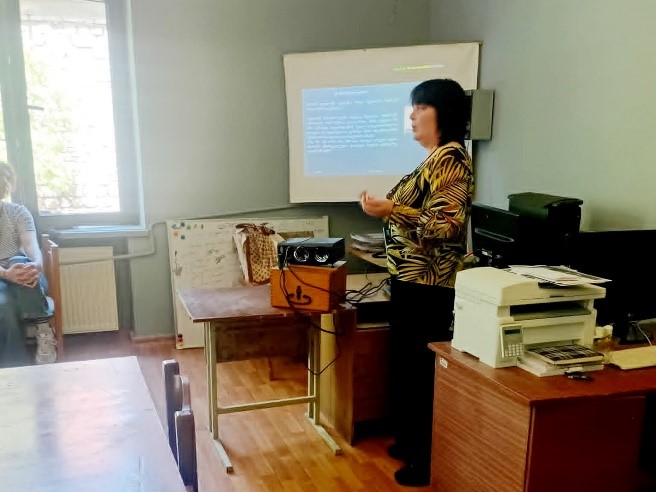 Visit to the Institute